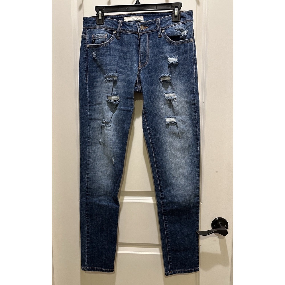 Kancan Womens Estilo Distressed Ripped Jeans Med Wash Size 7/27 NWOT!